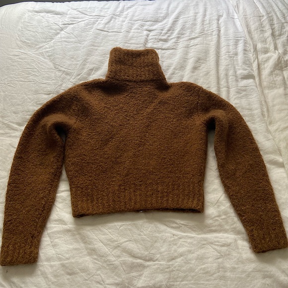 Aritzia Wilfred Marilyn Sweater in Copper Brown - Picture 8 of 9